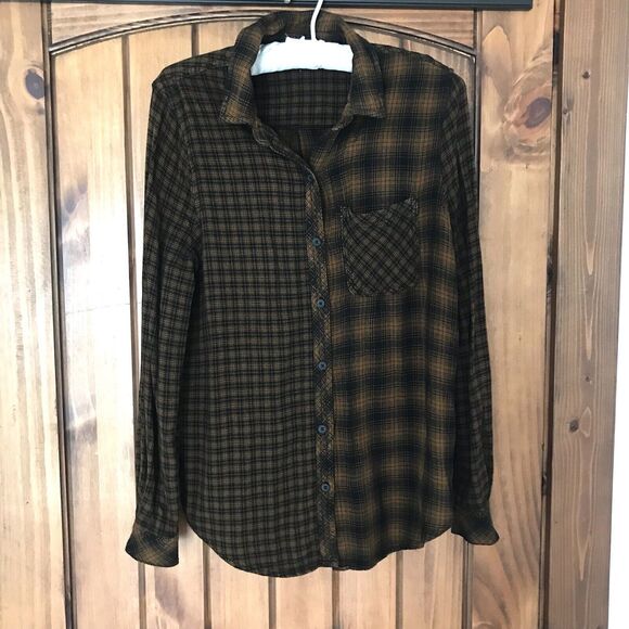 Maurices Womens Button Down Flannel Top S Brown Black Plaid Rayon Shirt Pocket - Picture 4 of 9